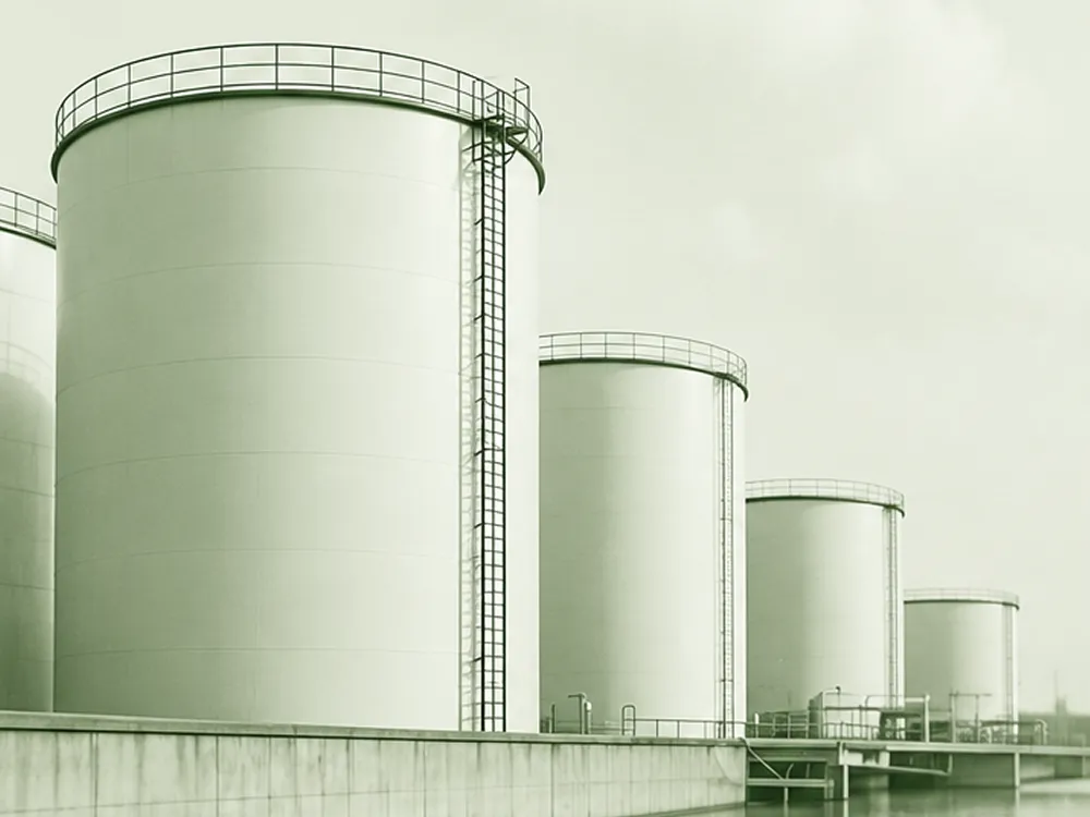 serbatoi stoccaggio industriali impianto chimico